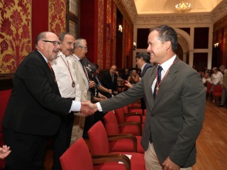 Investigadores04
