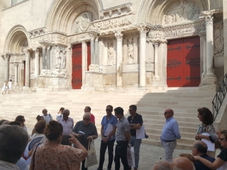 Explicación del pórtico por el cofrade D. Francois Amigues (1)