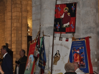 Peregrinación de Cofradías a la Abadía de Saint Gilles (10)