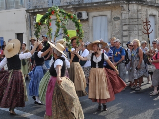Peregrinación de Cofradías a la Abadía de Saint Gilles (9)