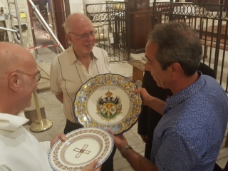 Regalo de la Cofradía a la Abadía de Saint Gilles (1)